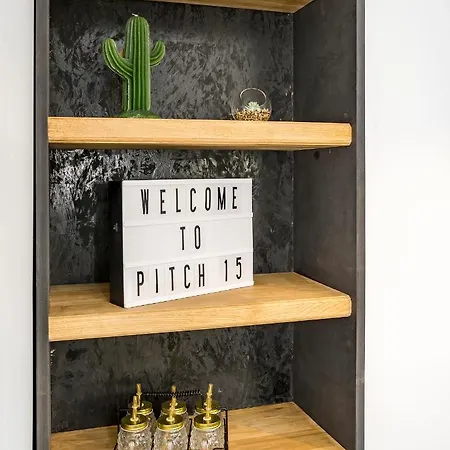 Pitch 15 Apartment